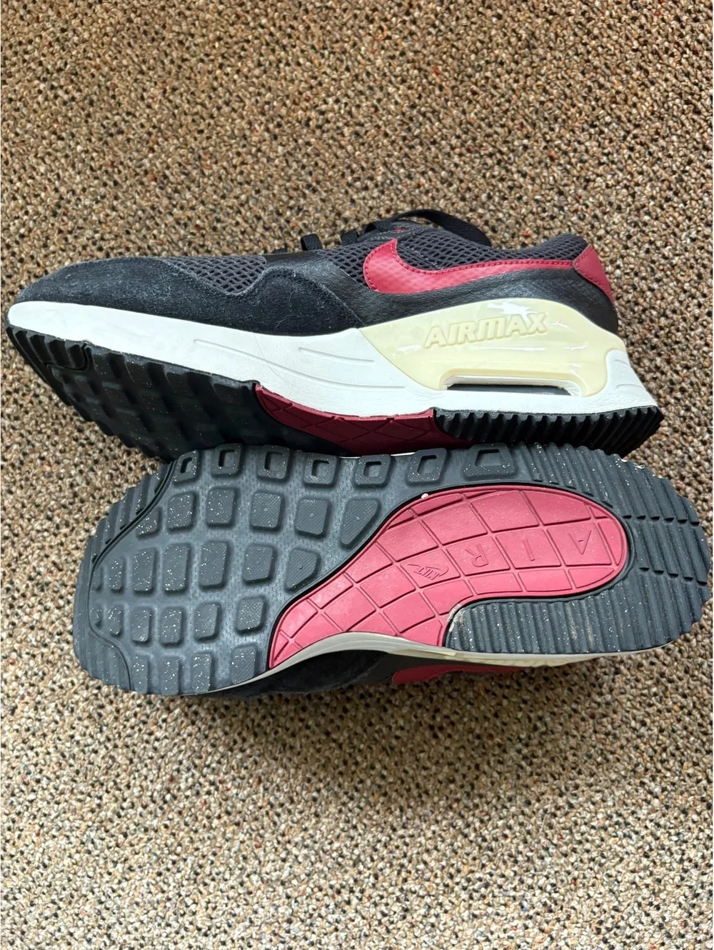 Nike Air Max Men's Sneakers Size 10.5 Gray and Red